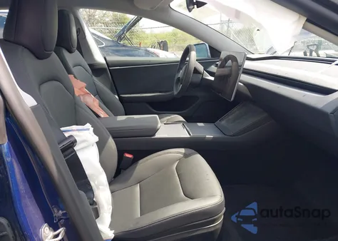 2024 Tesla Model 3 Long Range Dual Motor All-Wheel Drive z USA, uszkodzony, nr VIN 5YJ3E1EBXRF756738